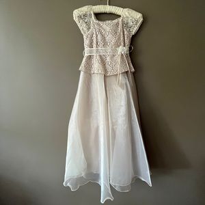 Girls Crème Lace and Tulle Dress